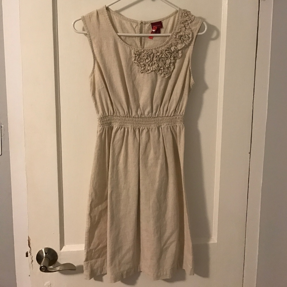 Elegant Cream Midi Dress